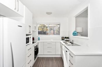 Toms Beach House - New South Wales Tourism  4