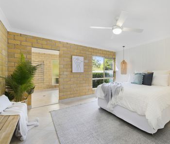 BEACHSIDE HIDEAWAY BONNY HILLS - New South Wales Tourism  1