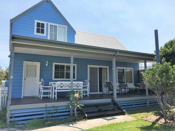 Kookaburra Cottage At Hat Head - New South Wales Tourism  0