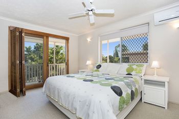 Burleigh Heights - New South Wales Tourism  6