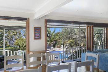 Burleigh Heights - New South Wales Tourism  2