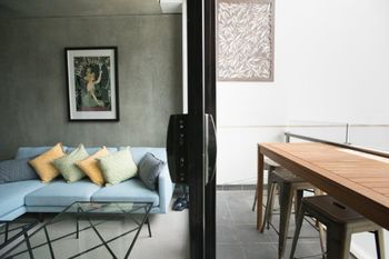 Spacious Apartment Close To Melbourne CBD - New South Wales Tourism  3