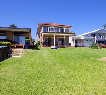 Luxury Waterfront House - New South Wales Tourism  0