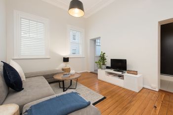 Spacious One Bedroom Heart Of Potts Point H333 - New South Wales Tourism  0