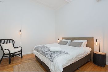 Spacious One Bedroom Heart Of Potts Point H333 - New South Wales Tourism  4