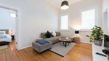 Spacious One Bedroom Heart Of Potts Point H333 - New South Wales Tourism  2