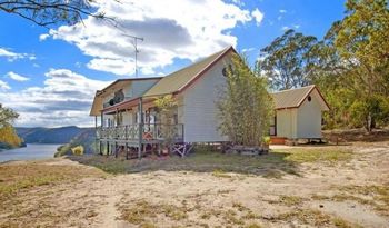 Wisemans Ferry Holiday House - New South Wales Tourism  2