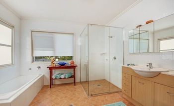 Noraville On The Beach - New South Wales Tourism  4