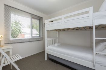 Claremont Apartment Number 6 - New South Wales Tourism  4