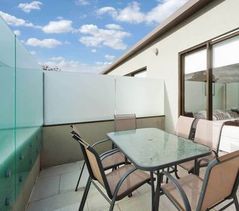 Smart Modern In St. Kilda - New South Wales Tourism  5
