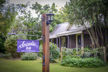 Arcadia Bed & Breakfast & Cottages - New South Wales Tourism  0