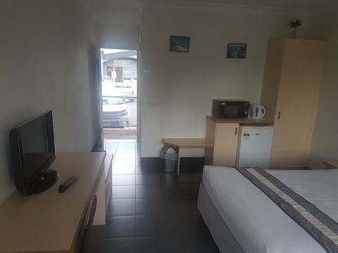 Jopen Cafe & Motel - New South Wales Tourism  5