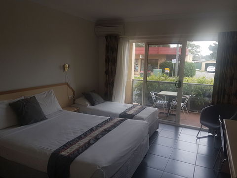 Jopen Cafe & Motel - New South Wales Tourism  6