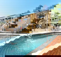 Maxmee Resort Hostel