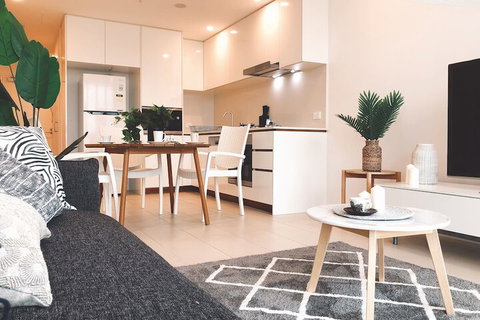 St.Tropez Apartment - New South Wales Tourism  4