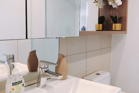 St.Tropez Apartment - New South Wales Tourism  6