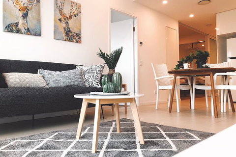 St.Tropez Apartment - New South Wales Tourism  5