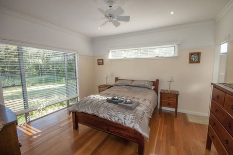 Crescent Head Farm - New South Wales Tourism  2