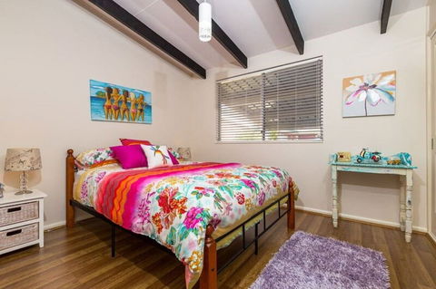 Magical Tomakin Getaway - New South Wales Tourism  0