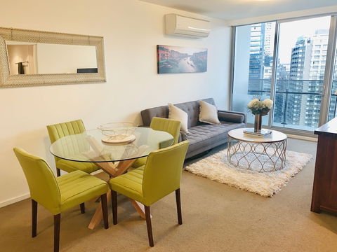 Luxury Apartment With View - New South Wales Tourism  0