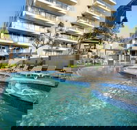 The Penthouses - Q Stay
