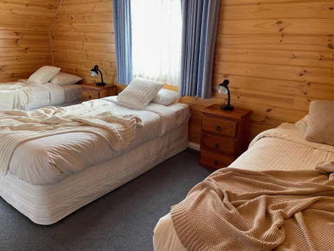 Dunes - Elegant Beach Villa With Huge Swim Spa - New South Wales Tourism  5