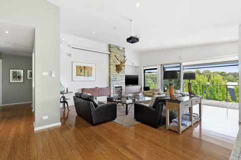 Bilsons Landing East - New South Wales Tourism  0