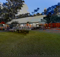 Vineyard Hill - New South Wales Tourism 