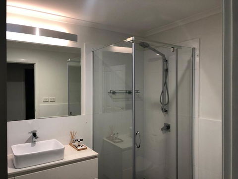 Beach & Bay Holiday House - New South Wales Tourism  1