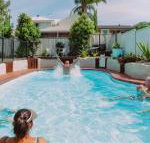 Beach  Bay Holiday House - New South Wales Tourism 