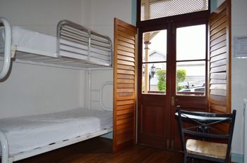 Aussie Way Backpackers - New South Wales Tourism  2