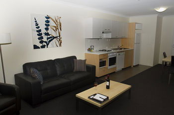 Best Western Plus Ascot Serviced Apartments - New South Wales Tourism  0
