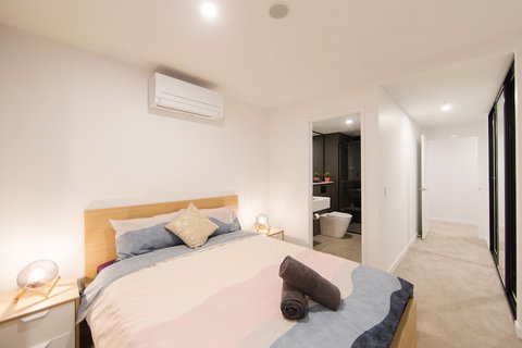 MidNight Apartment - New South Wales Tourism  4