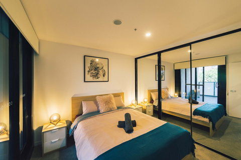 MidNight Apartment - New South Wales Tourism  5