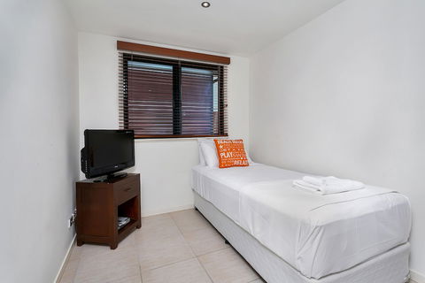 Beachfront Apartment With Ocean View - 4 - New South Wales Tourism  5