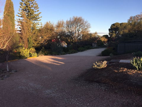 Lyreen's Apartment B&B - New South Wales Tourism  2