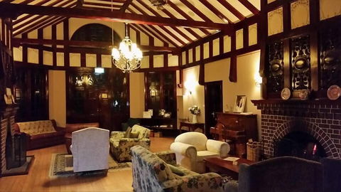 Petersons Armidale Winery & Guesthouse - New South Wales Tourism  2