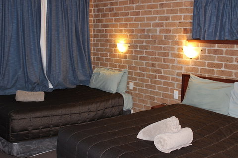 Acacia Motor Inn Armidale - New South Wales Tourism  3