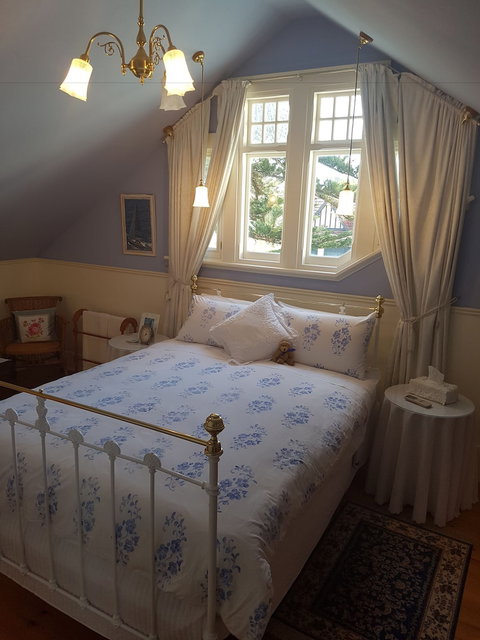 Water Bay Villa Bed And Breakfast - New South Wales Tourism  6