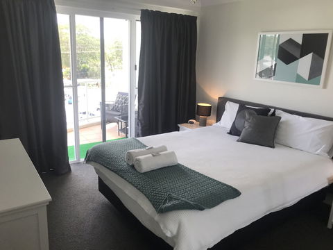 Fairways Golf & Beach Retreat - New South Wales Tourism  2