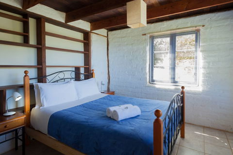 Bombina Cottages - New South Wales Tourism  6
