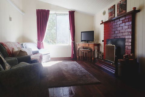 Glenbrook House And Cottage - New South Wales Tourism  7