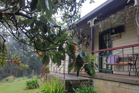 Glenbrook House And Cottage - New South Wales Tourism  4