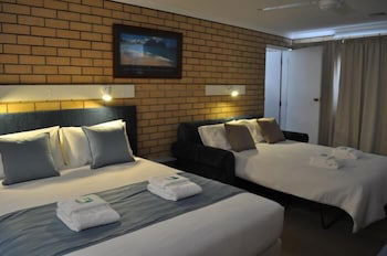 Edgewater Motel Ulladulla - New South Wales Tourism  3