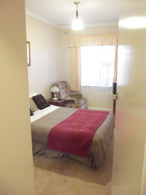 Lakes Entrance Holiday Units - New South Wales Tourism  4