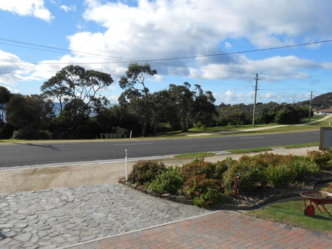 Tidelines Of Bicheno - New South Wales Tourism  1