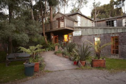 Crayfish Creek Van & Cabin Park - New South Wales Tourism  0