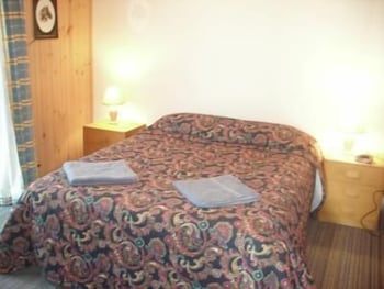 Apollo Bay Backpackers - New South Wales Tourism  2