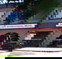 Adelaide International Motel - New South Wales Tourism 