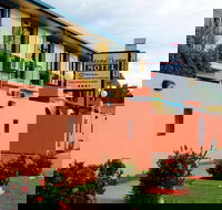 Cedar Lodge Motel Townsville - New South Wales Tourism 